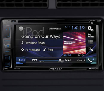 Radio touchscreen de 7" con 4 parlantes
