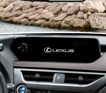 Radio, USB, bluetooth, Android Auto® y Apple CarPlay®.