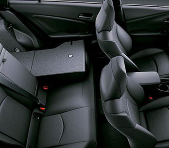 ASIENTOS DE CUERO  EN EL PRIUS