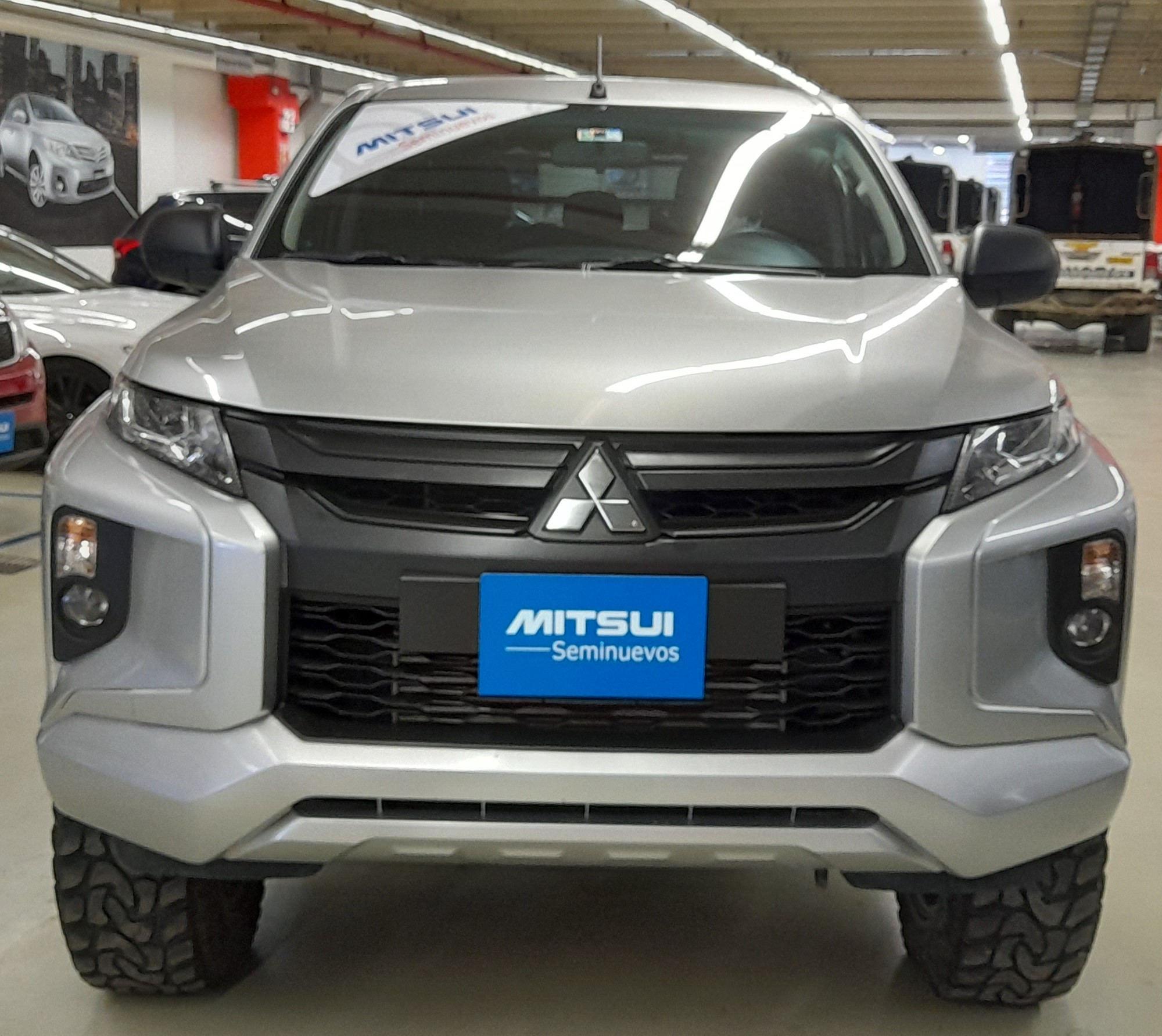 Mitsubishi L200 4X4 2.4 MT