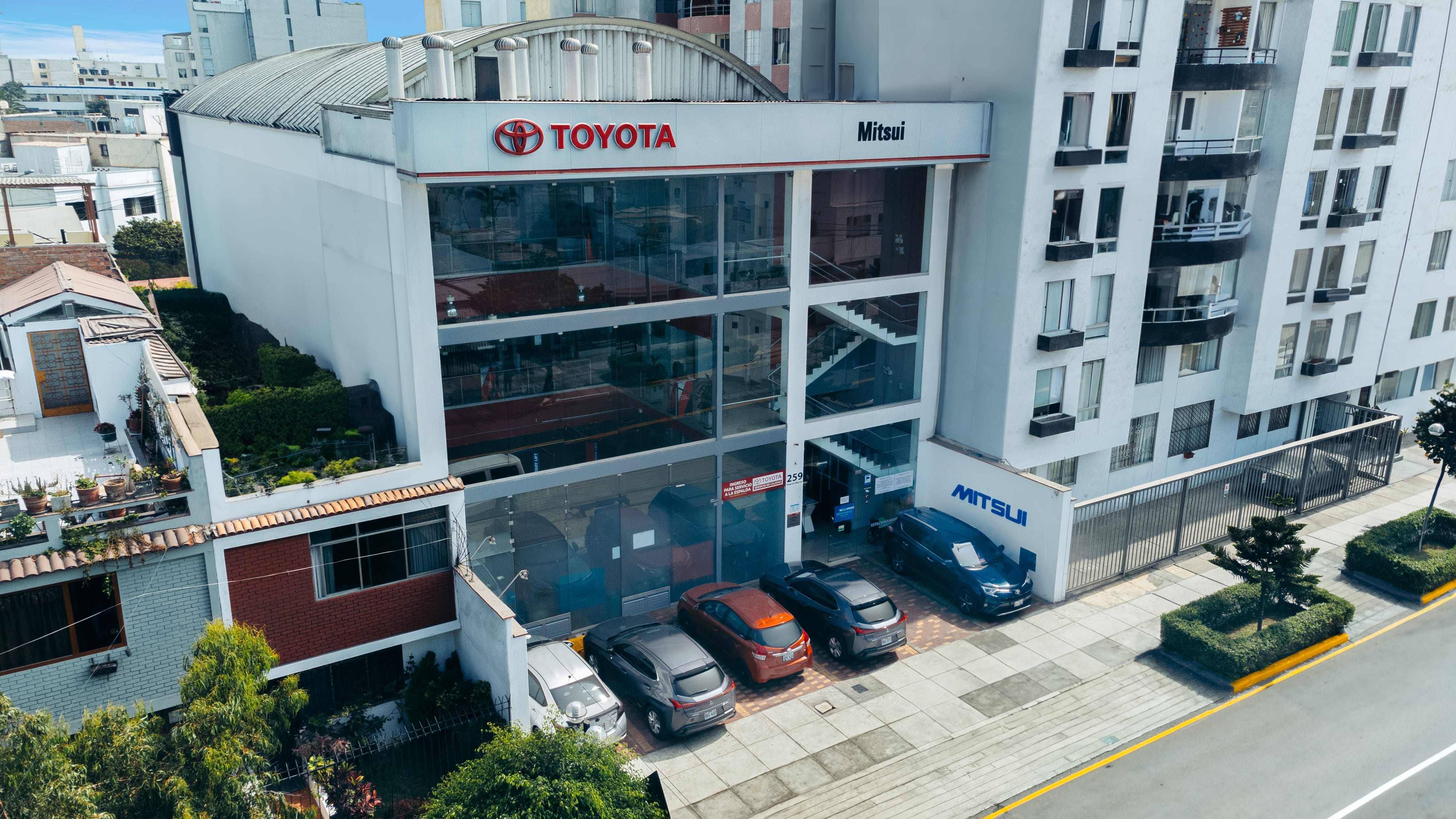 MITSUI FEDERICO VILLARREAL - LEXUS SERVICE