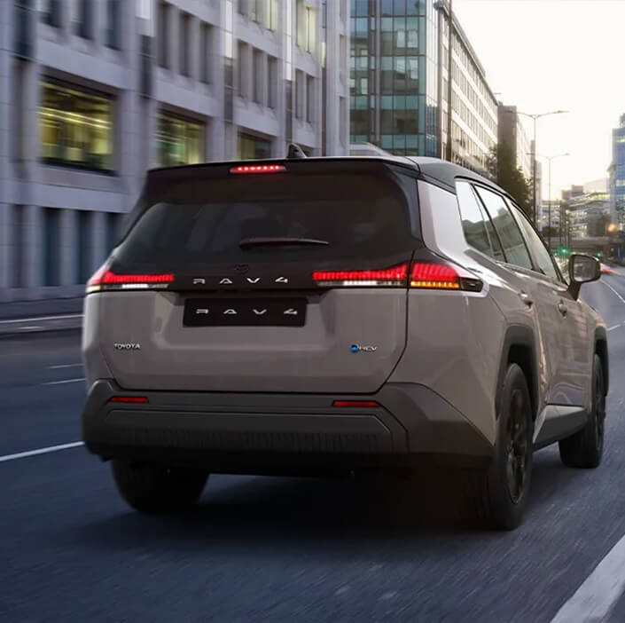 Nueva Toyota RAV4 SUV con diseño estilizado, mayor espacio y rendimiento superior para todo terreno